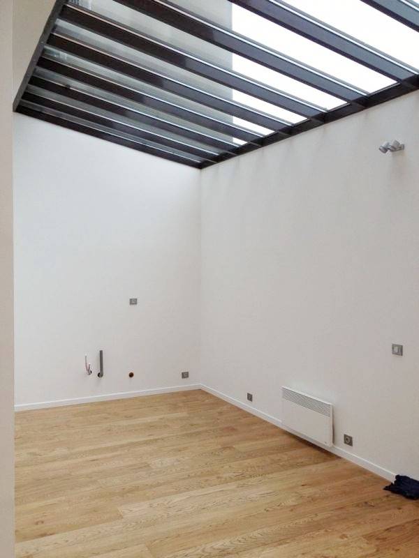 Ouverture du toit pour installer une fenêtre type atelier